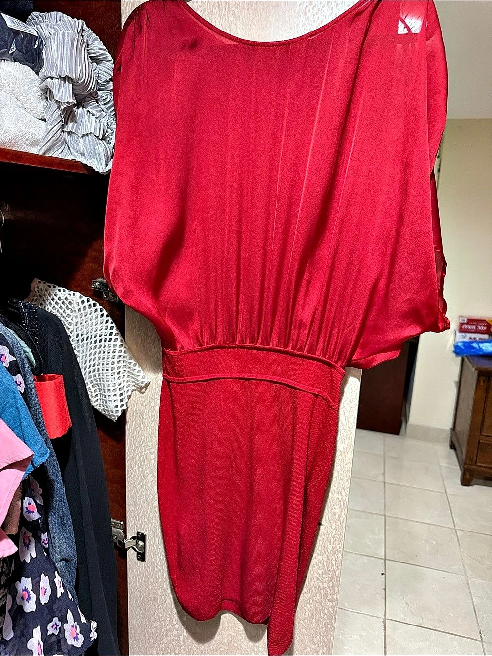 Bcbg max azria size small red dress